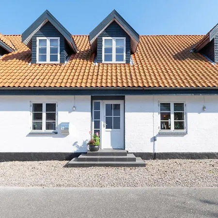 Semesterbostad Faergegarden